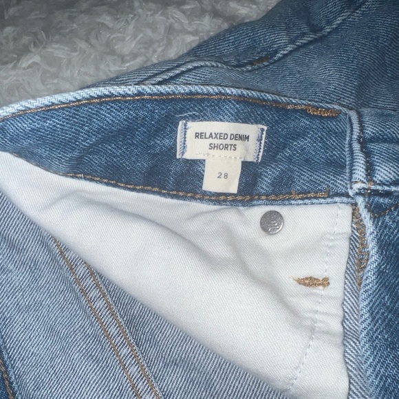 Madewell relaxed denim shorts size 28 EUC - Picture 3 of 5